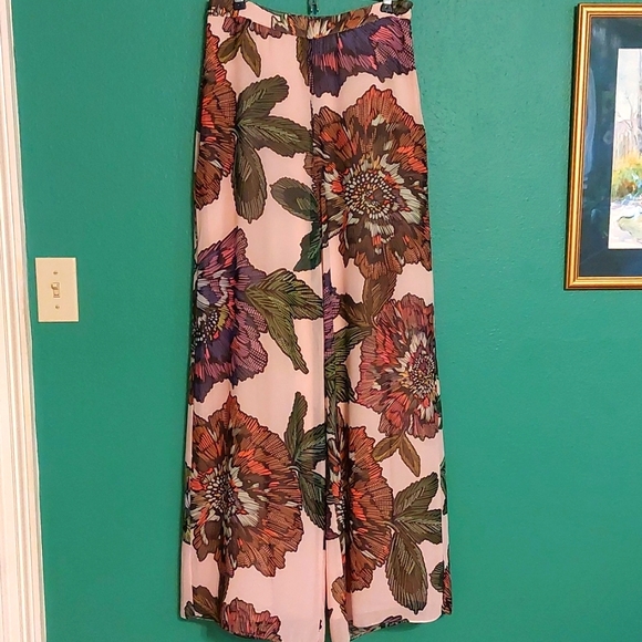 Badgley Mischka Pants - Badgley Mischka Floral Wide-Leg Pants